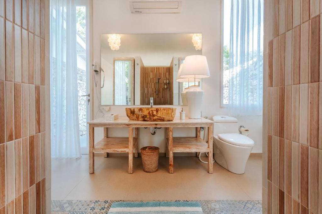 Queen Room with Pool View room - Image 2