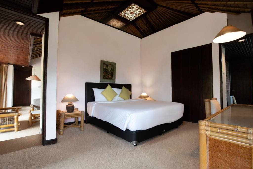 Family Room with Garden View room - Image 1