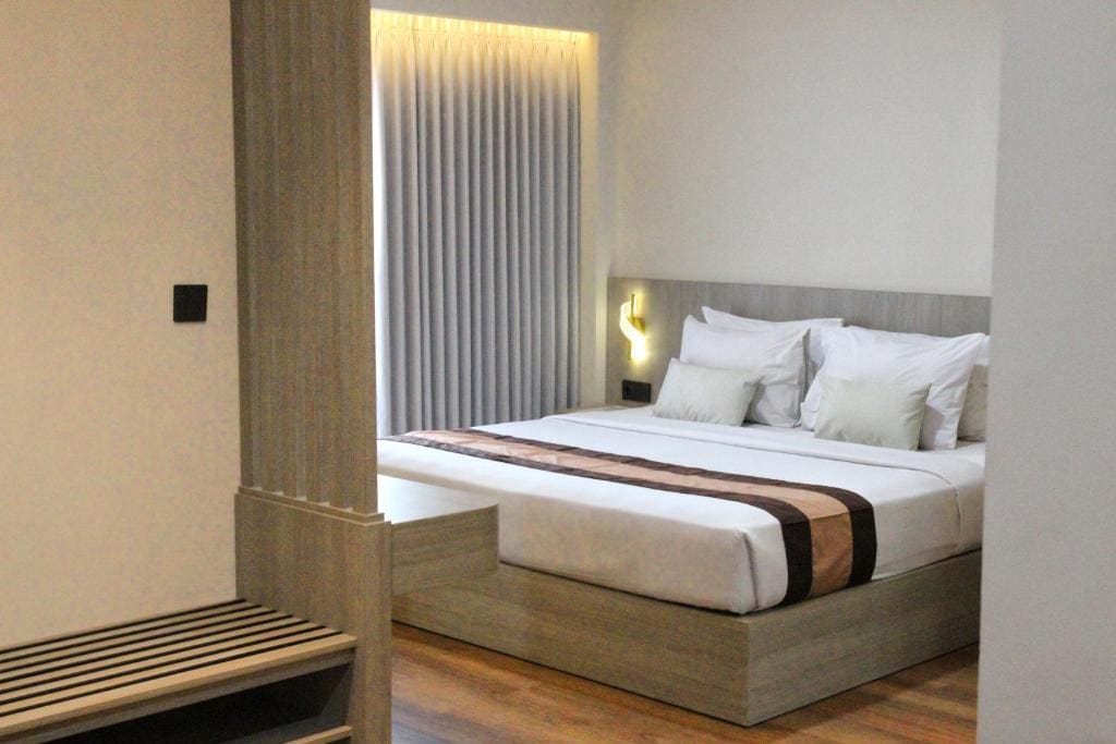 Family Room room - Image 2