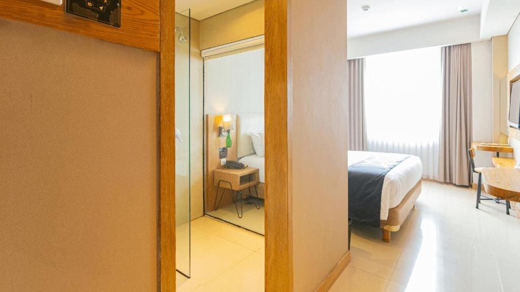 Superior Queen Room room - Image 2