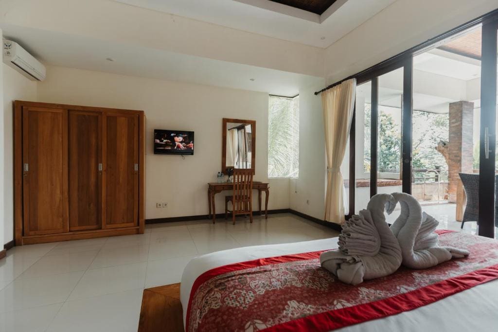 Premier Suite Jungle View room - Image 3