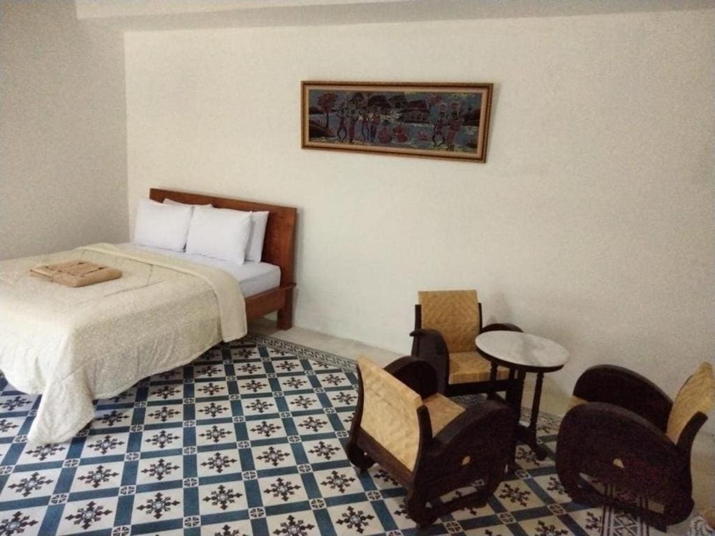 Double Room with Pool View room - Image 2
