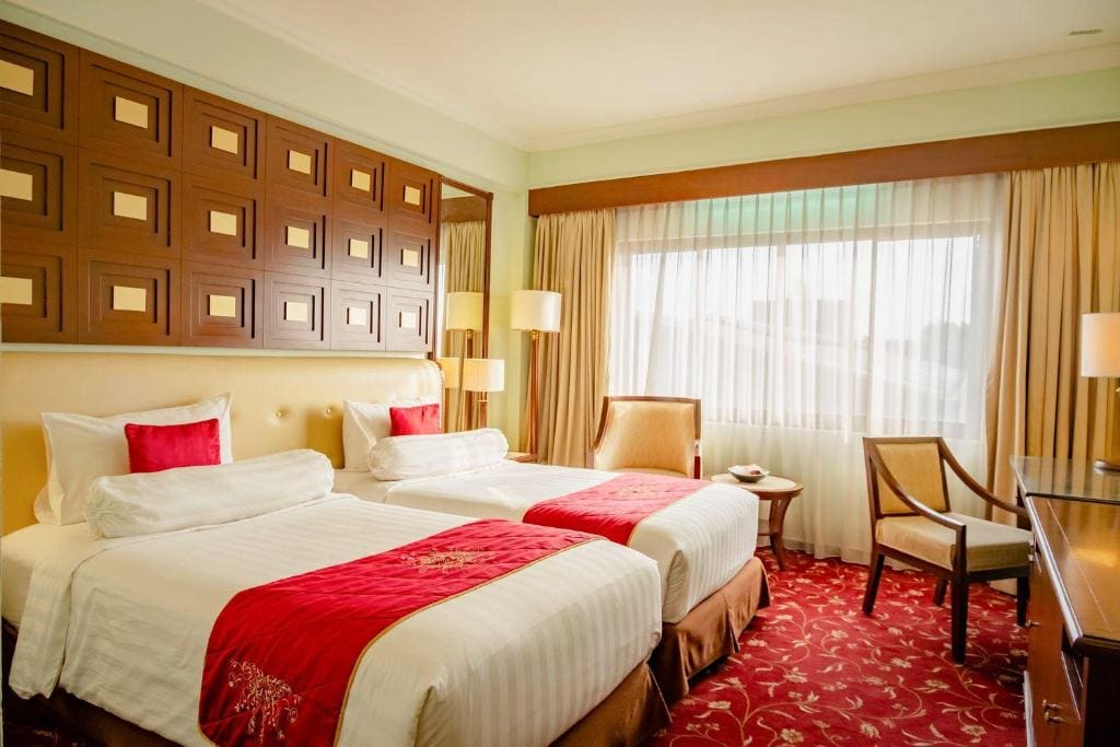 Deluxe Twin Room room - Image 1
