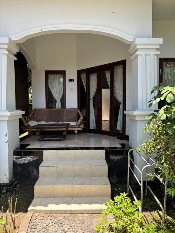 Bungalow with Garden View room - Image 1