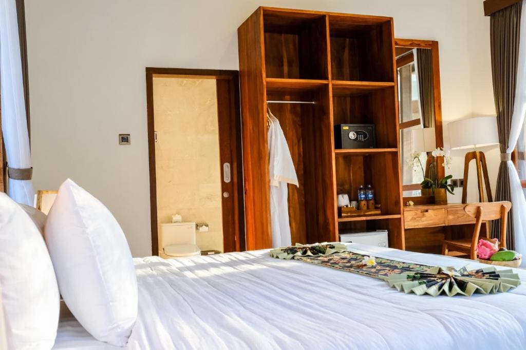 Villa with Private Pool room - Image 1