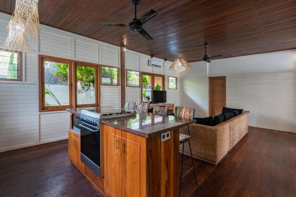 Two-Bedroom Villa room - Image 3