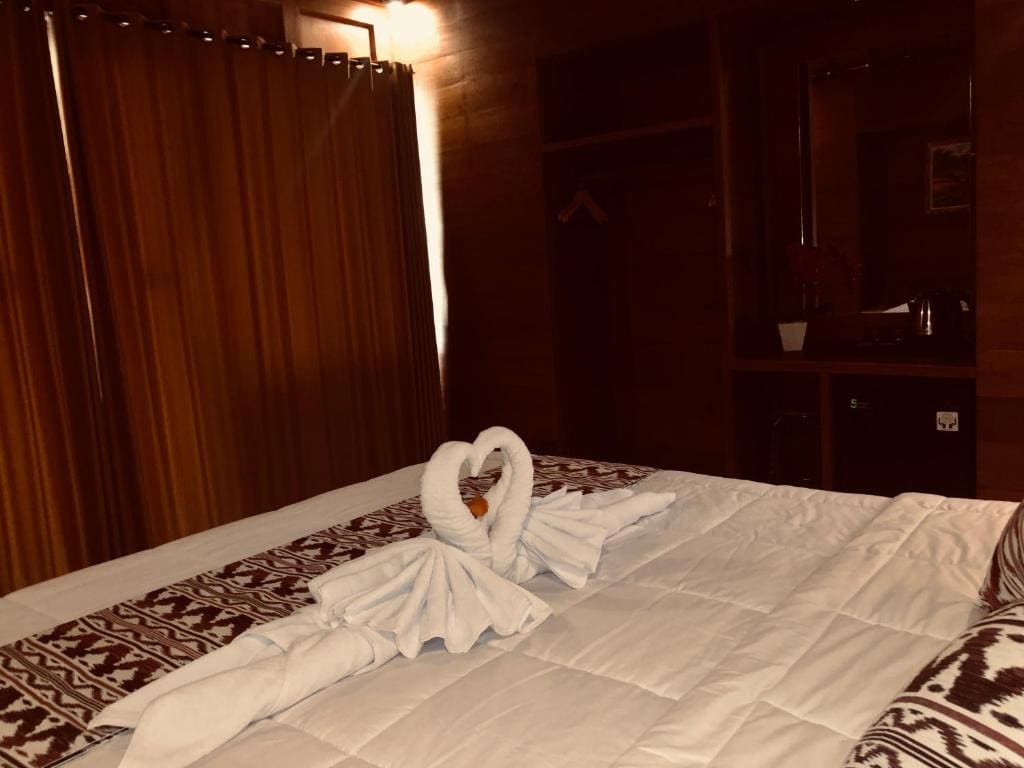 Deluxe Room room - Image 2
