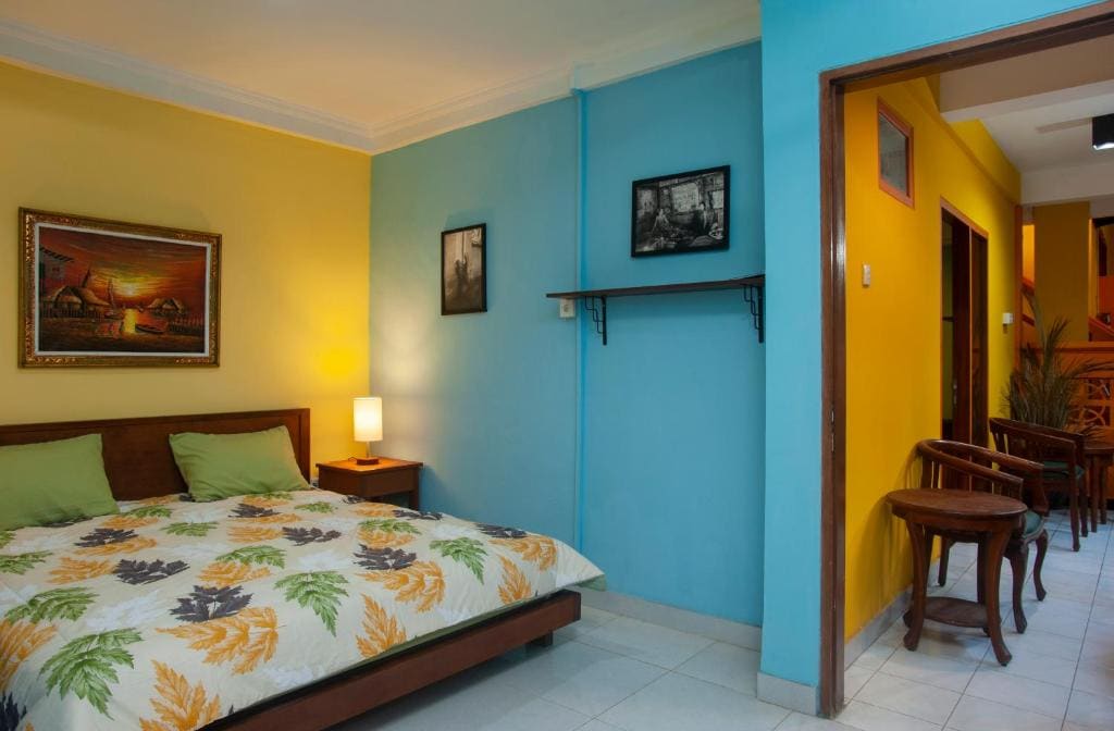 Family Room room - Image 2