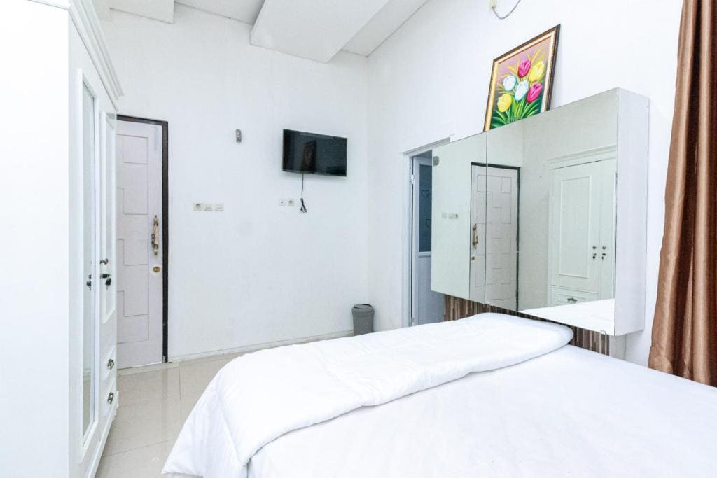 Budget Double Room room - Image 3