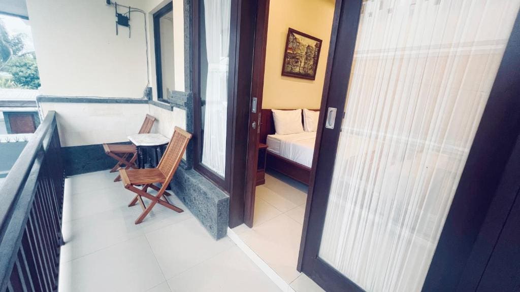 Double Room with Balcony room - Image 1