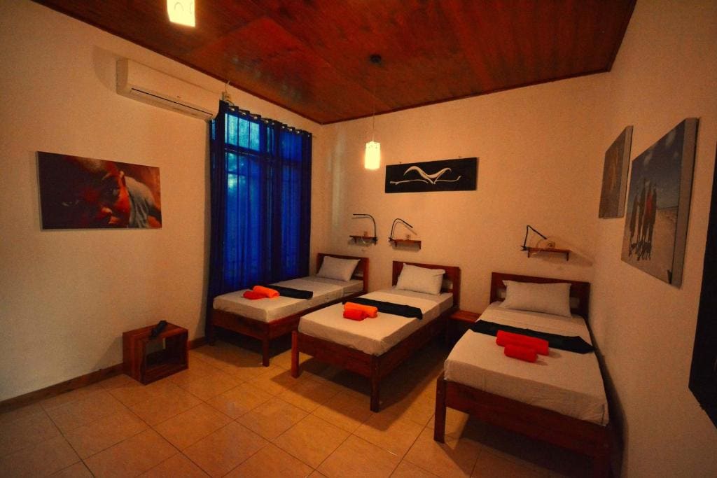 Triple Room with Free Return Airport Transfer room - Image 2