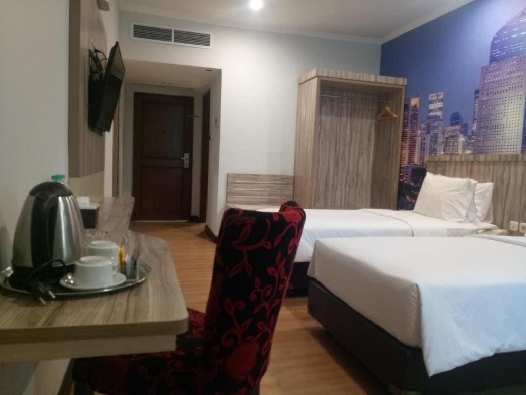 Superior Twin Room room - Image 2