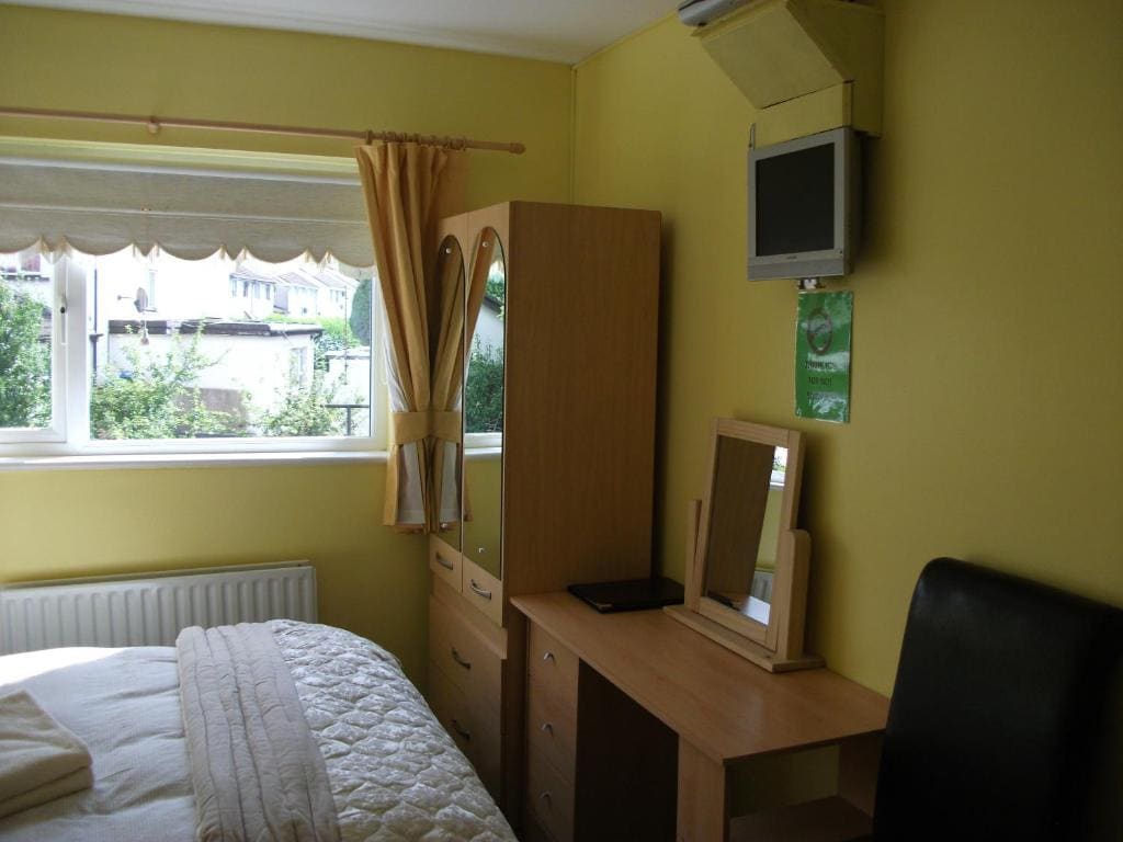Comfort Double or Twin Room room - Image 3