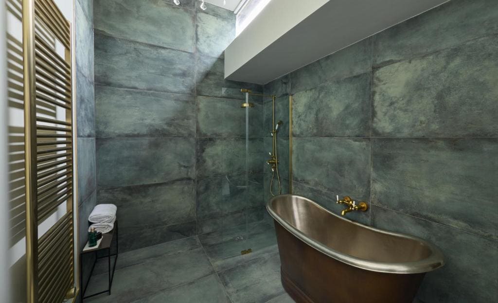 Boyne Valley Suite room - Image 1