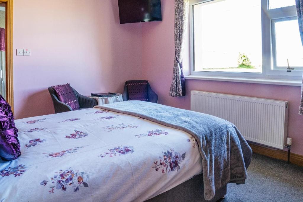 Room room - Image 3