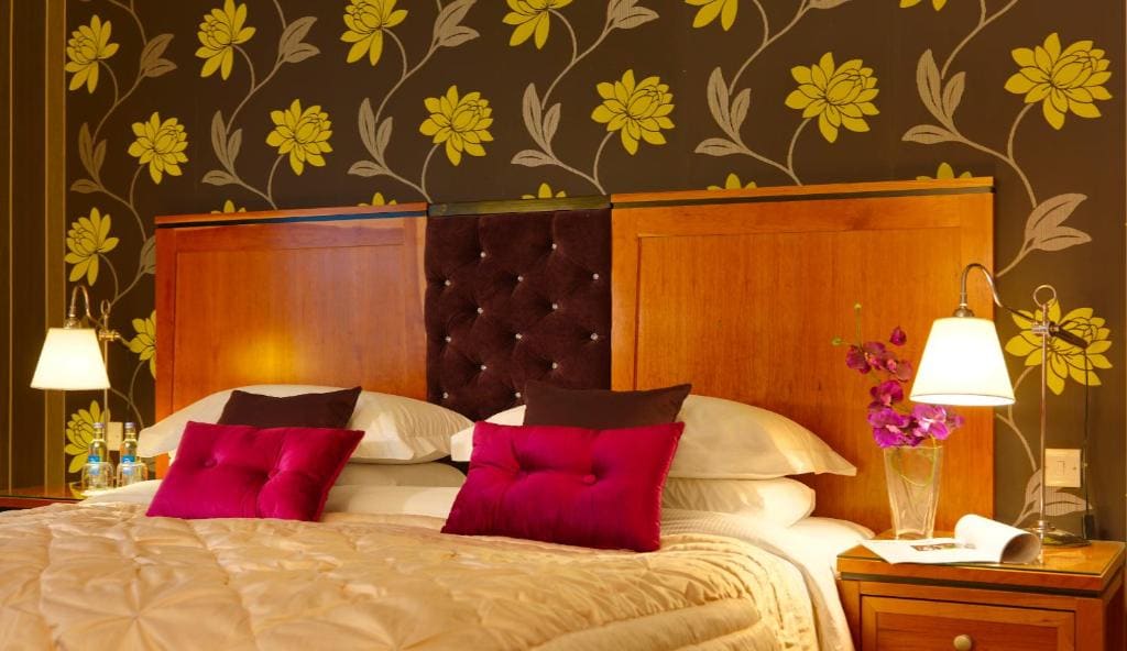 Deluxe King Room room - Image 2