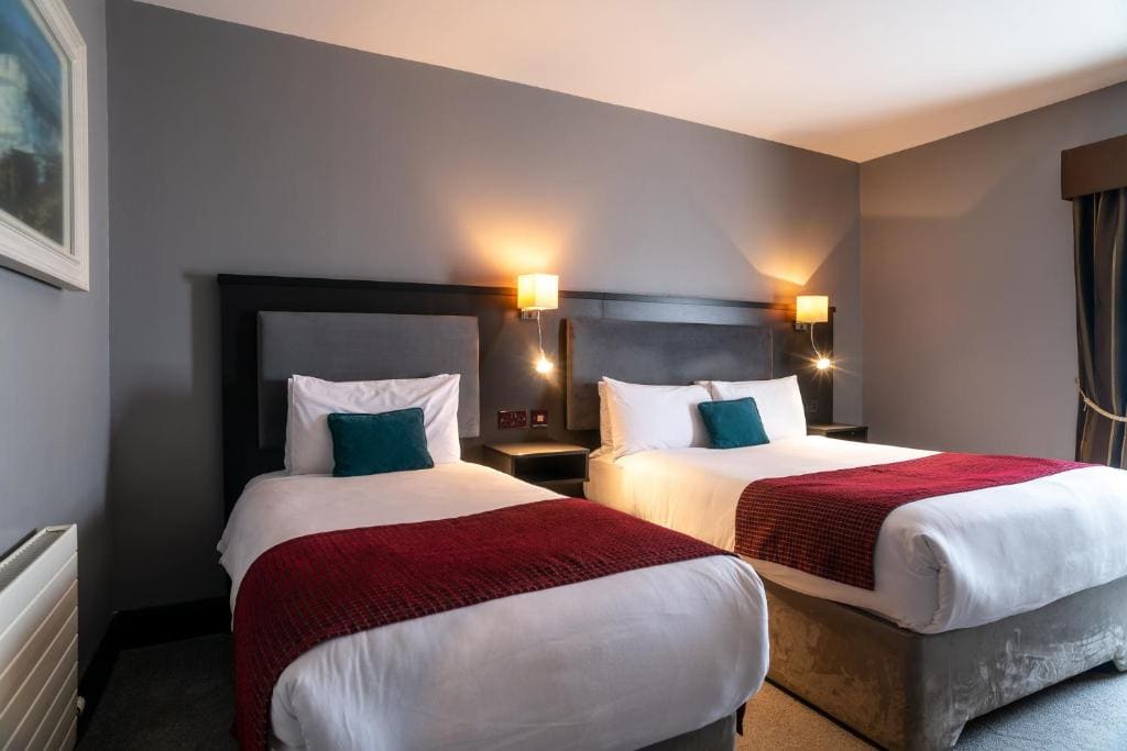 Standard Double or Twin Room room - Image 2