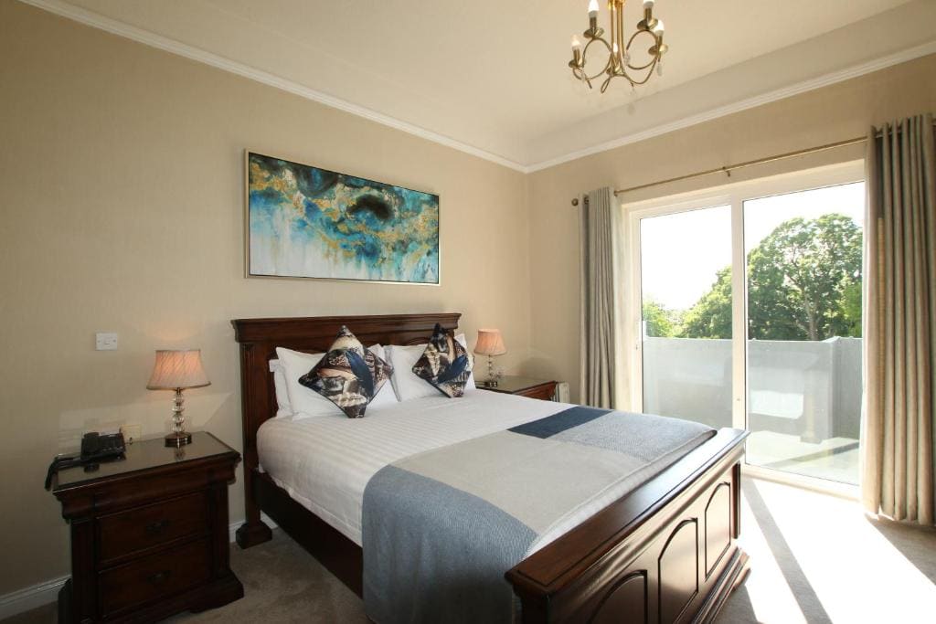 Deluxe Double Room room - Image 2