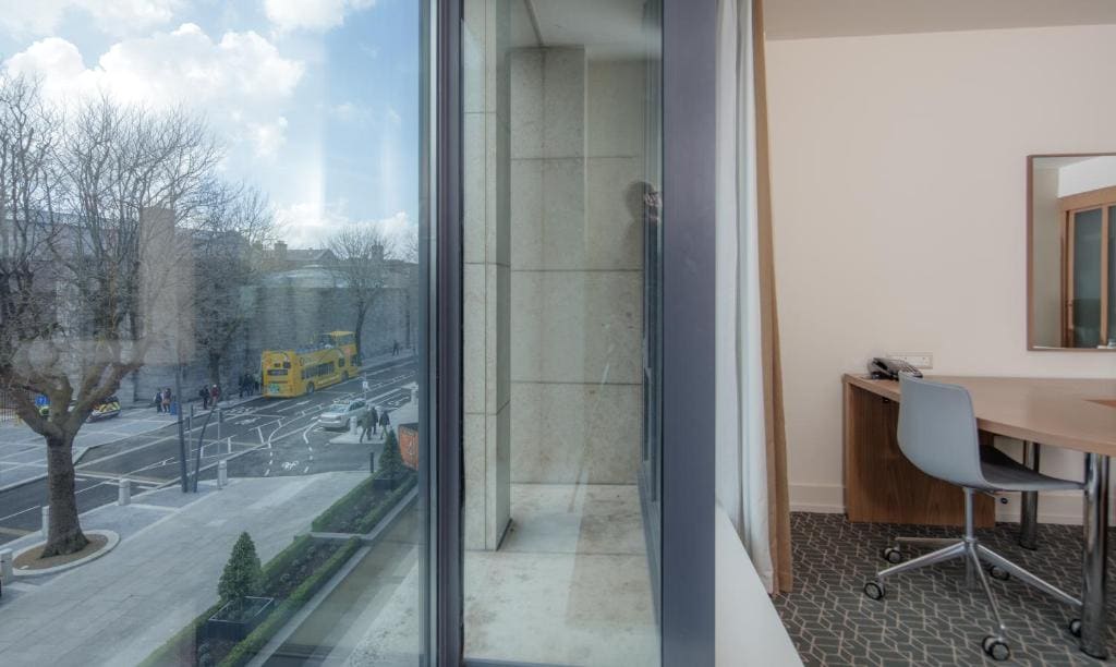 King Room with View room - Image 1