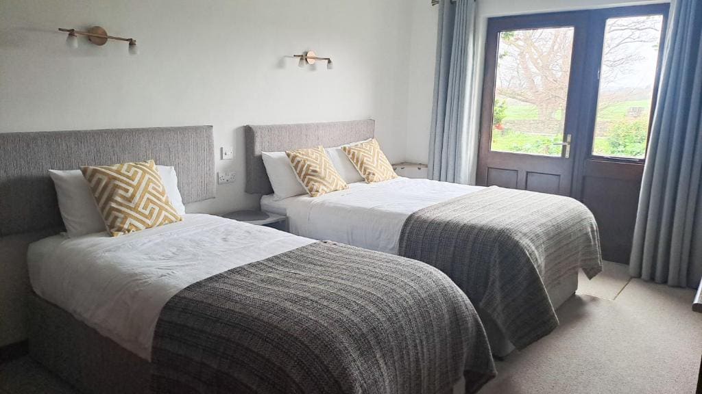 Double or Twin Room room - Image 2