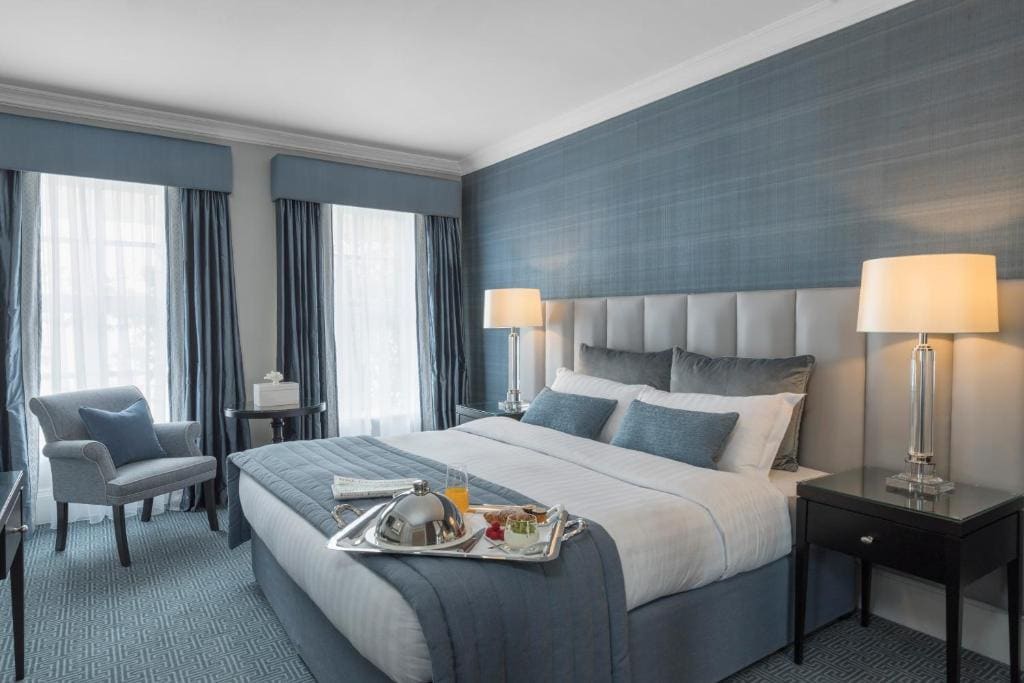 One Bedroom Suite room - Image 1
