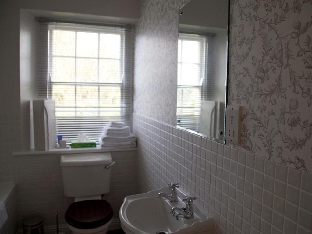 One-Bedroom Lodge room - Image 3