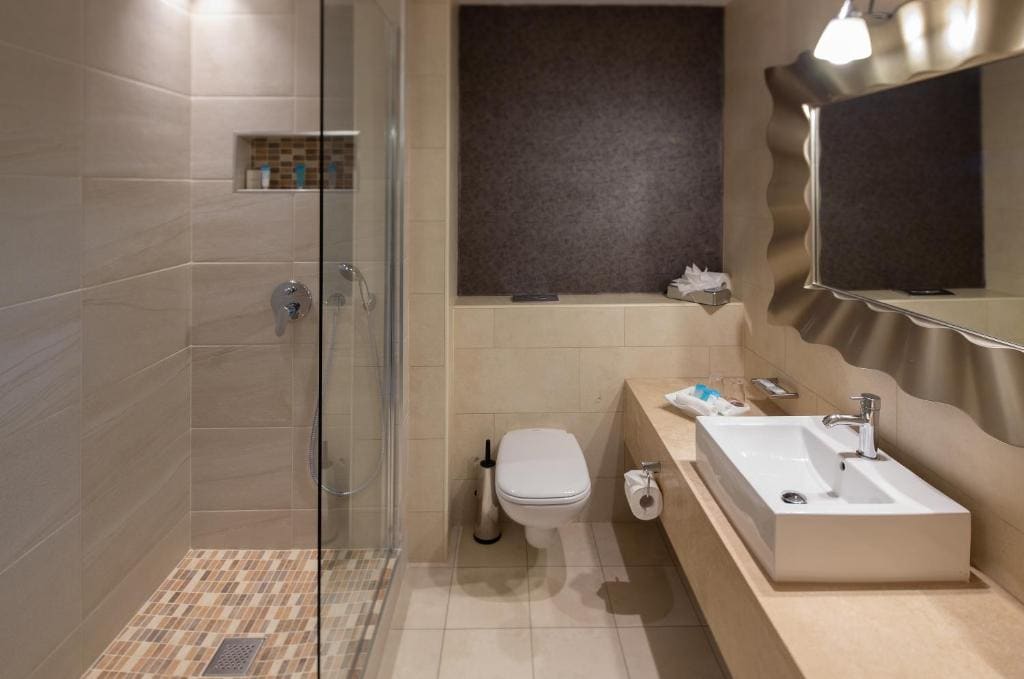 Deluxe Double Room room - Image 2