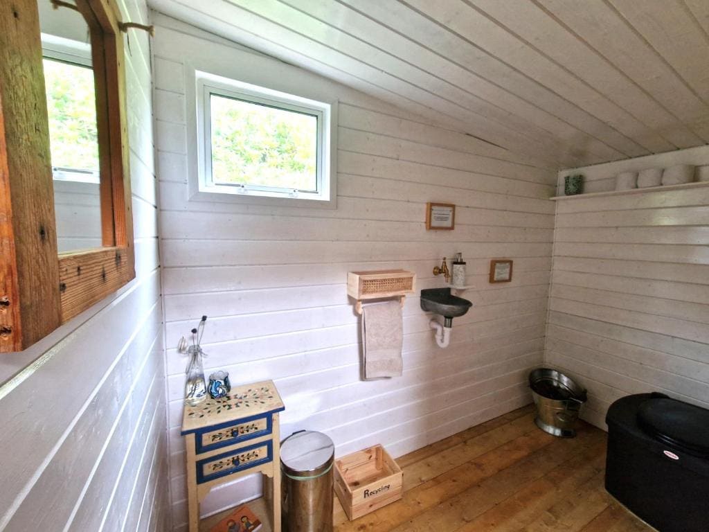 Skydome Yurt room - Image 2