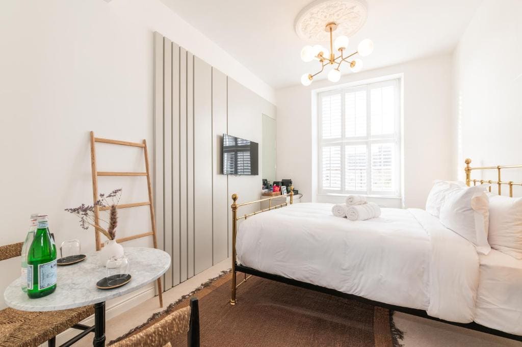 King Room with Garden View room - Image 1