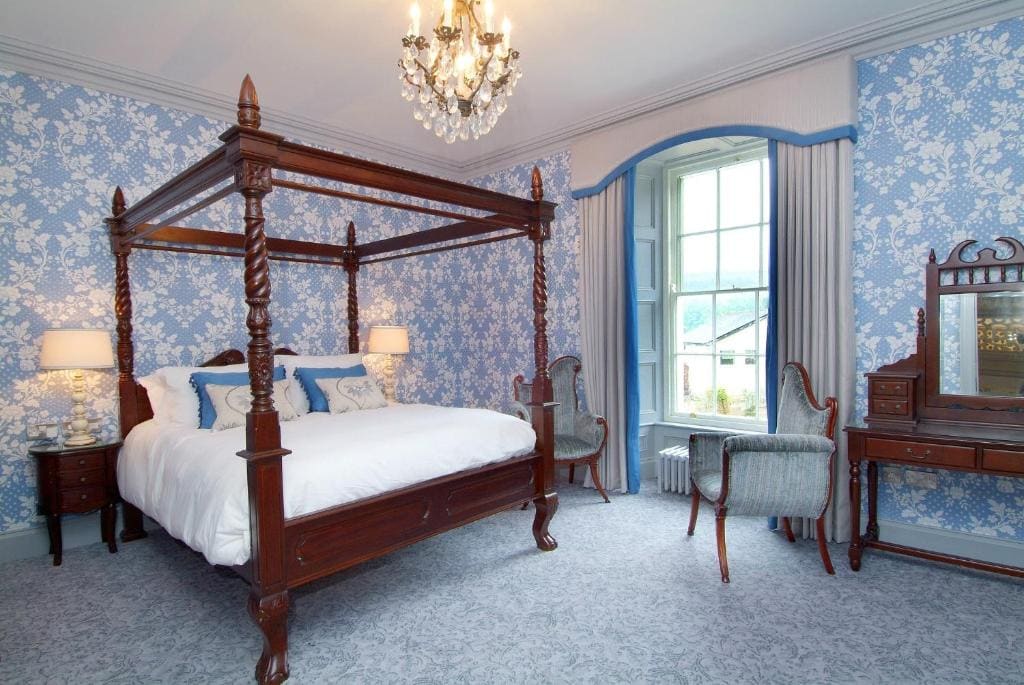 Junior Suite with Garden View room - Image 3