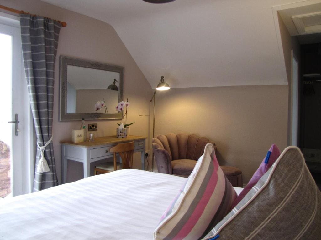 Deluxe Double Room room - Image 3