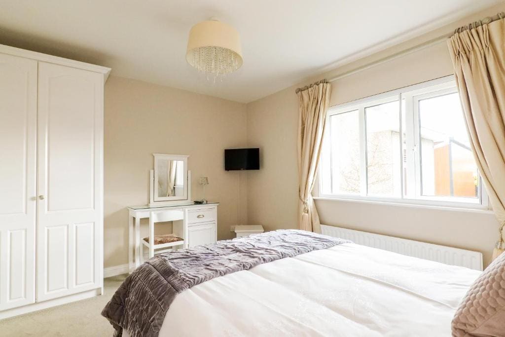 Large Double Room room - Image 2