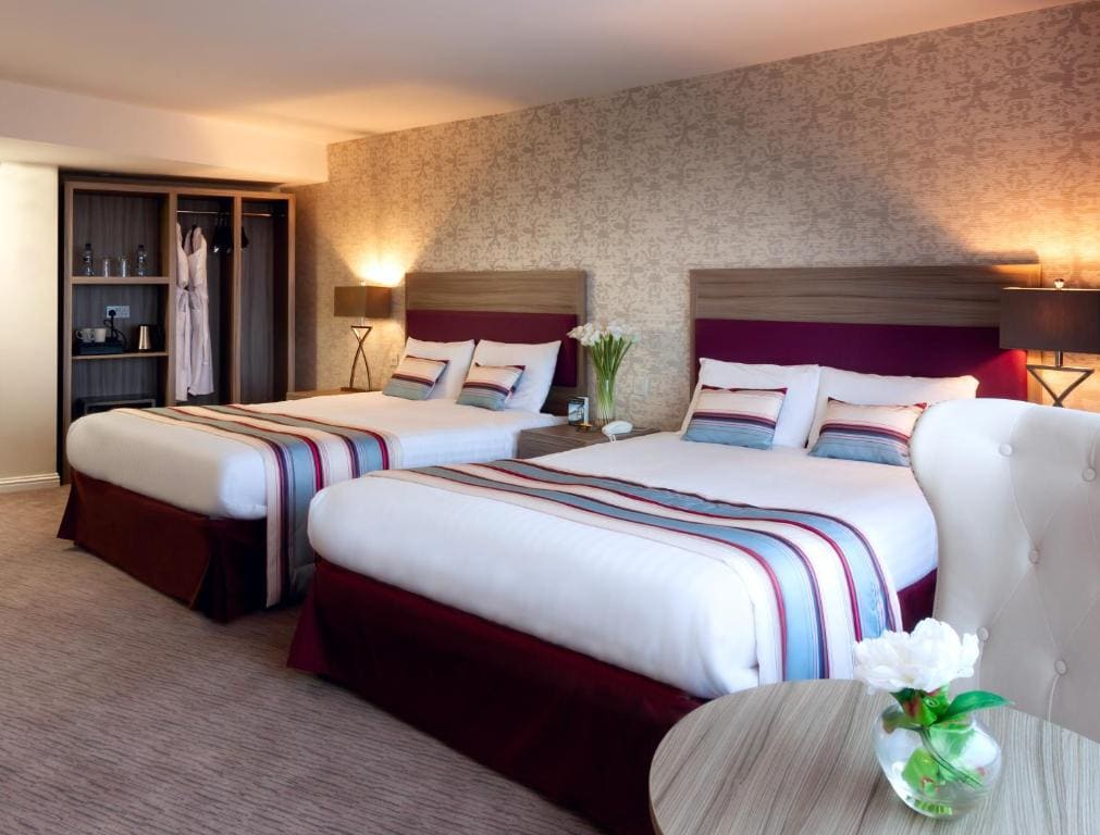Superior Double or Twin Room with Sea View room - Image 1
