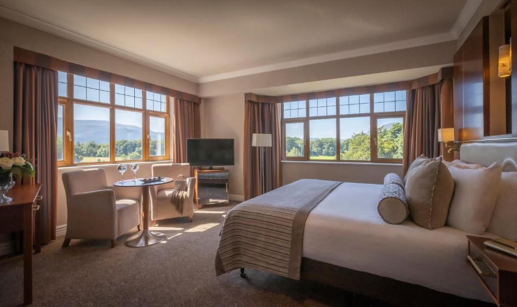 Superior Deluxe Double Room room - Image 3