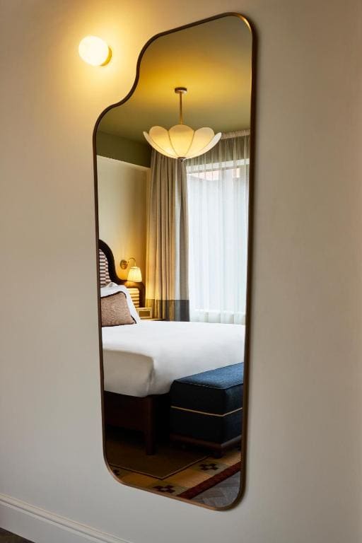 Roomy room - Image 3