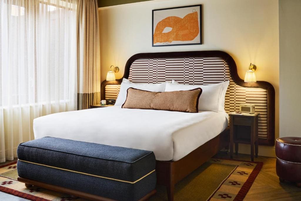 Roomy room - Image 1