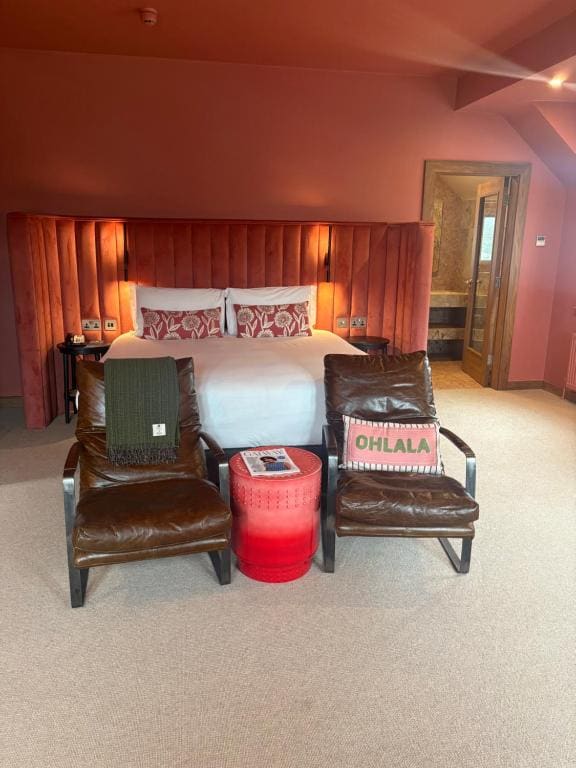 Deluxe Room Access Only by Stairs room - Image 1