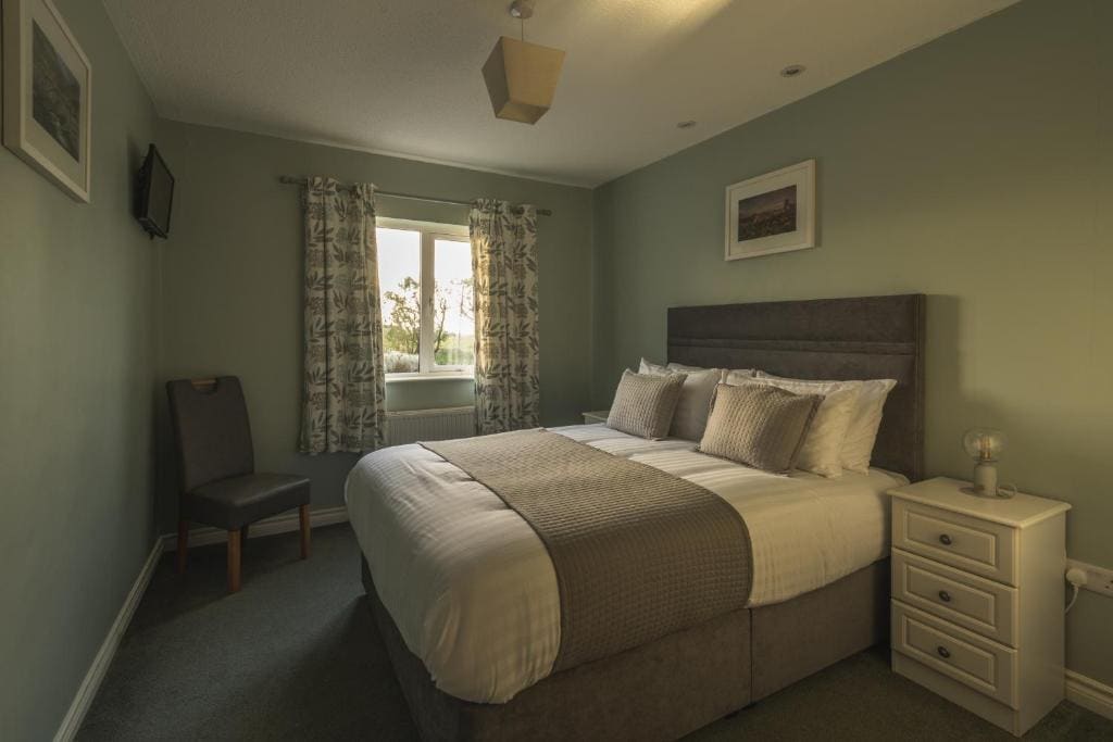 Double Room with Private Bathroom room - Image 1