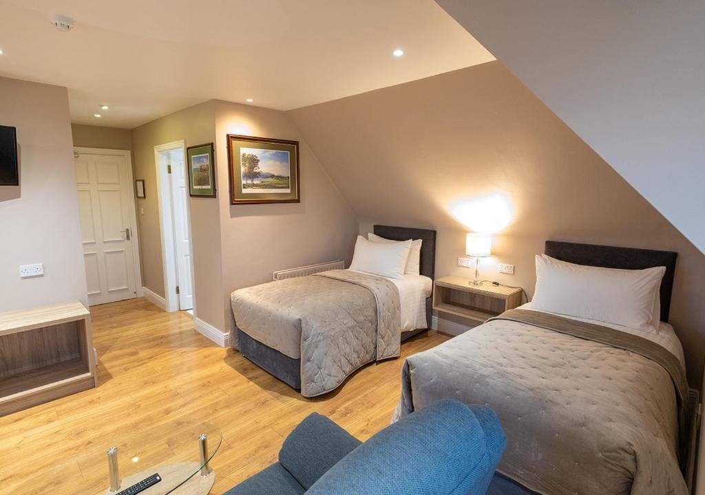 Family Room with Sea View room - Image 3