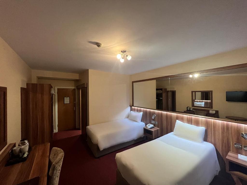 Twin Room room - Image 2