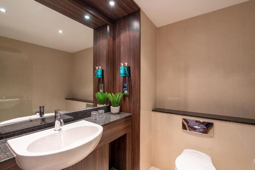 Superior Double Room room - Image 2