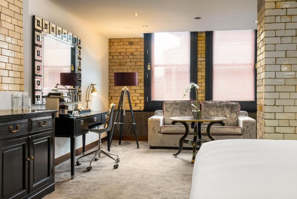 Executive Suite room - Image 1