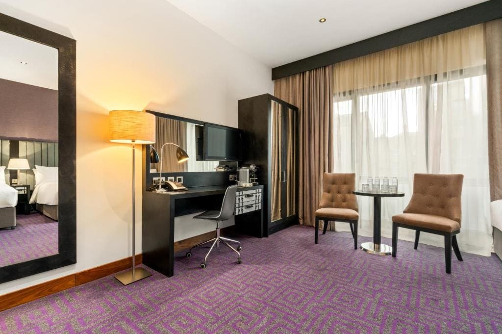 Family Room room - Image 1