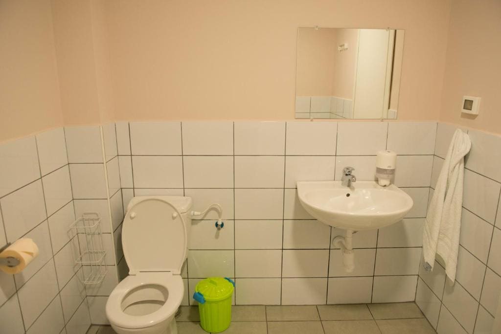 6 Bed Private Dorm room - Image 2