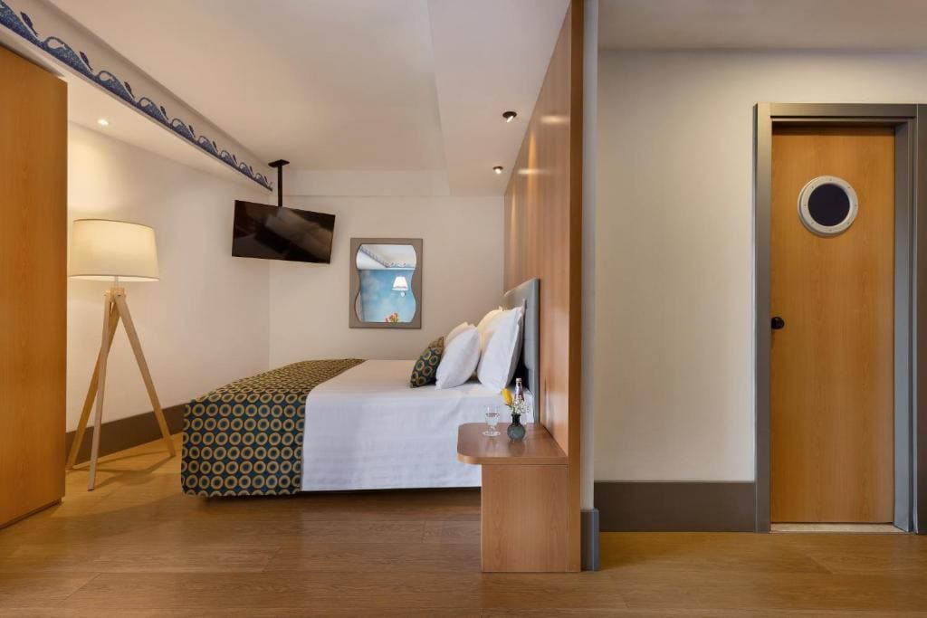 Studio Family Suite With Kitchenette - 40m² room - Image 1