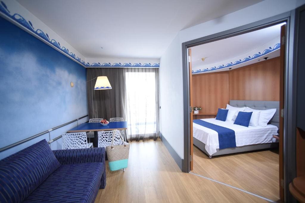 Deluxe Suite - 2 Room With Balcony and Kitchenette - 50m² - 4 Adult+1 Child room - Image 3