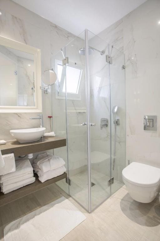 Deluxe Double Room room - Image 3