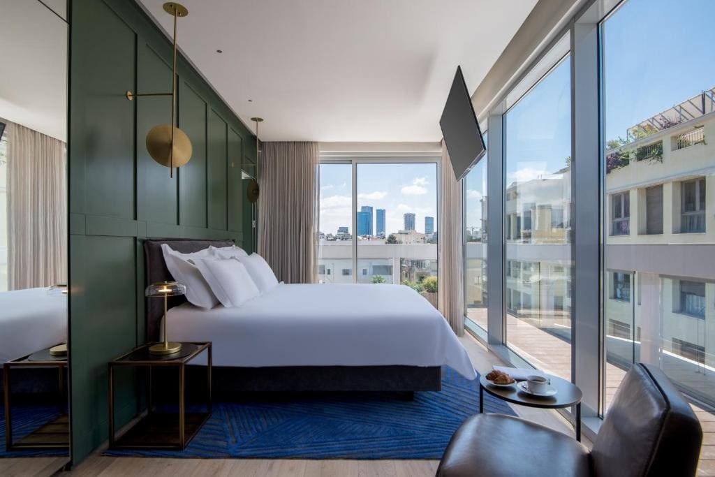 Rooftop Double Suite room - Image 1
