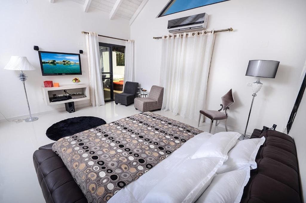 Suite room - Image 2