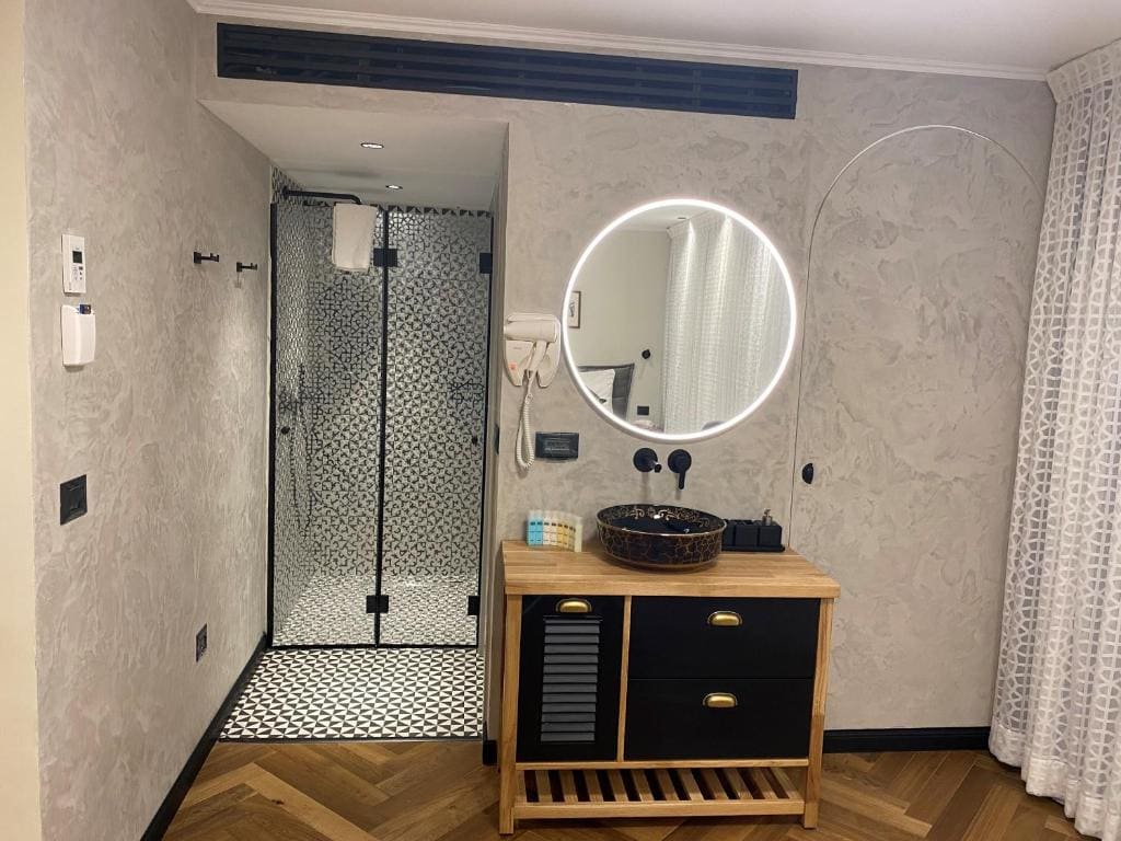 Luxury Room with Patio View room - Image 2